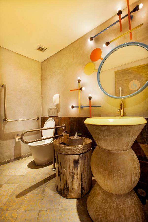 Cozy, Charming, W/bfast, 10mnt To *